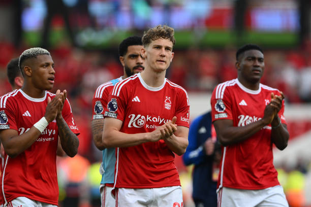 自如地调整 自如地调整