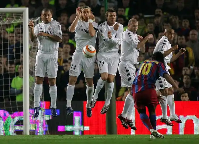 占据有利位 占据有利位